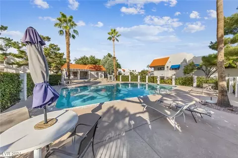 101 Luna Way #135, Las Vegas, NV 89145