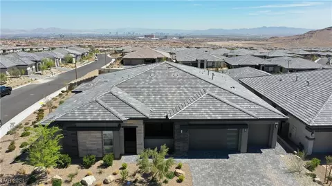732 Banff Grounds St, Las Vegas, NV 89138