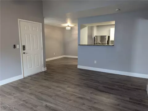 5055 W Hacienda Ave #2010, Las Vegas, NV 89118