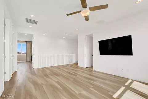 612 Suncrest Peak Pl, Henderson, NV 89011 photo 29