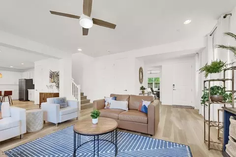 612 Suncrest Peak Pl, Henderson, NV 89011 photo 13