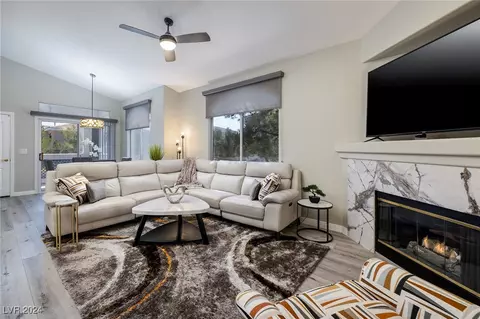 700 Carnegie St #4424, Henderson, NV 89052