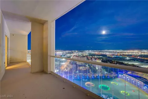 125 E Harmon Ave #2914, Las Vegas, NV 89109
