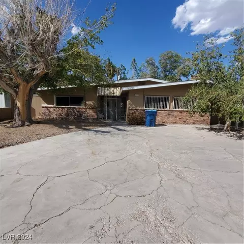 4444 Parkchester Dr, Las Vegas, NV 89108