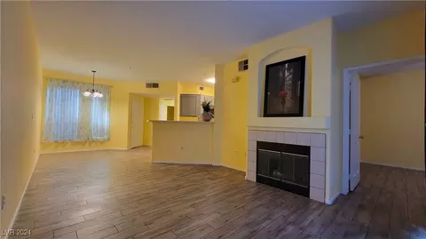 7173 S Durango Dr #108, Las Vegas, NV 89113