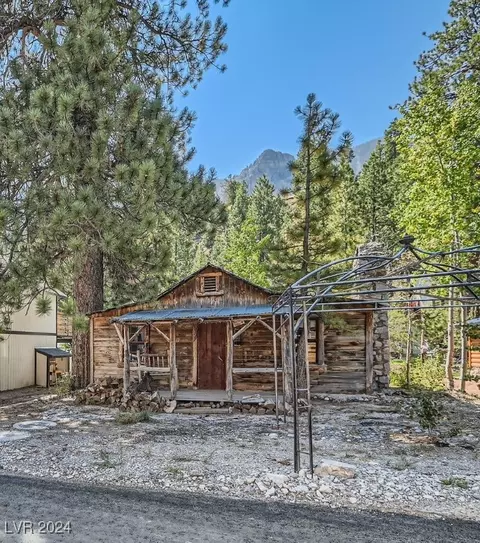 4617 Yellow Pine Ave, Las Vegas, NV 89124