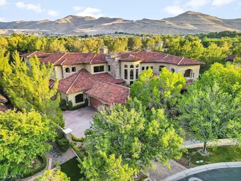 3 Vintage Canyon St, Las Vegas, NV 89141
