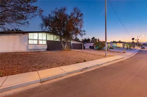 2085 Ottawa Dr, Las Vegas, NV 89169