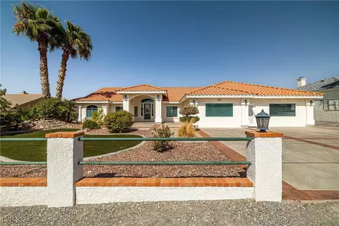 2220 Winery Rd, Pahrump, NV 89048