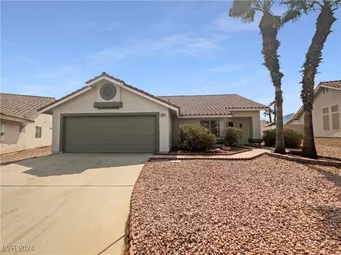 407 Royal Greens Dr, Henderson, NV 89002