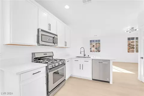 10639 Colter Bay Ct, Las Vegas, NV 89129