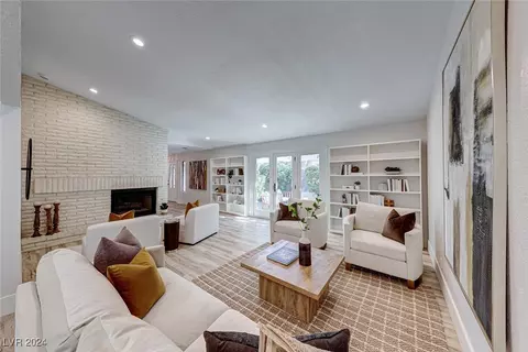 2600 Wimbledon Dr, Las Vegas, NV 89107