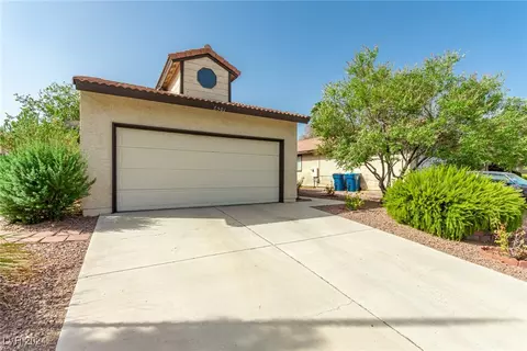 6501 Pearcrest Rd, Las Vegas, NV 89108