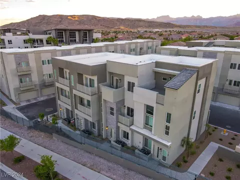 1145 Blossom Point St #43, Las Vegas, NV 89135
