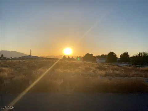3680 S Twilight Ave, Pahrump, NV 89048