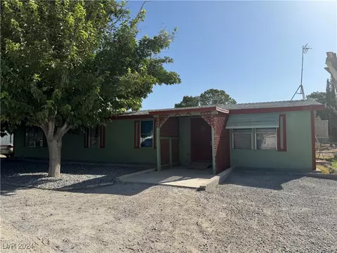 3821 Dart Dr, Pahrump, NV 89060