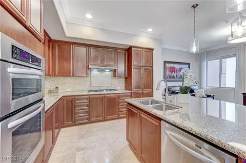30 Via Mantova #210, Henderson, NV 89011