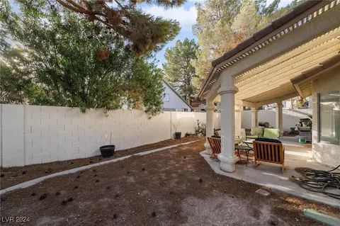 Exterior - 1832 Ruby Ln, Henderson, NV 89014 photo 8 of 8