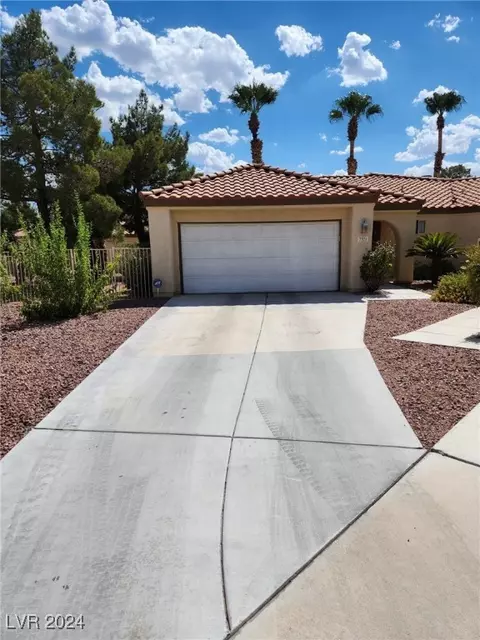 7321 Vista Grande Dr, Las Vegas, NV 89149