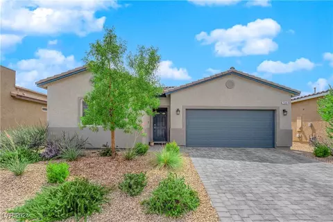 7545 Blue Lotus Ave, Las Vegas, NV 89113