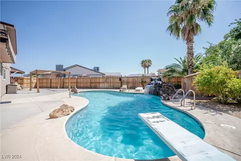 7228 Eve Ct, Las Vegas, NV 89145