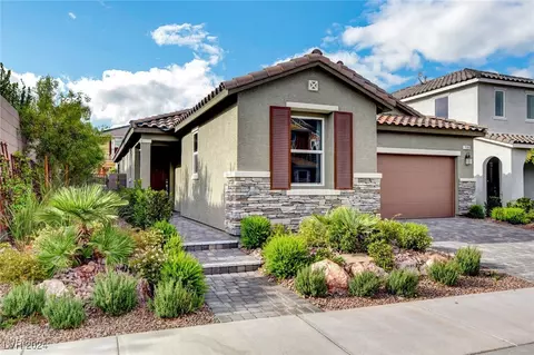 7586 Lush Oasis Ave, Las Vegas, NV 89113