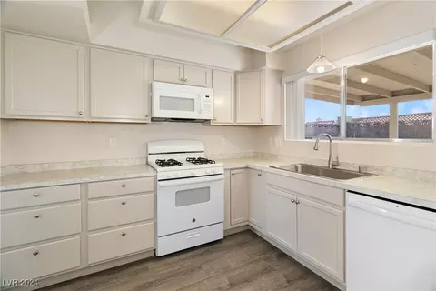 3269 Ocotillo Dr, Laughlin, NV 89029 photo 12