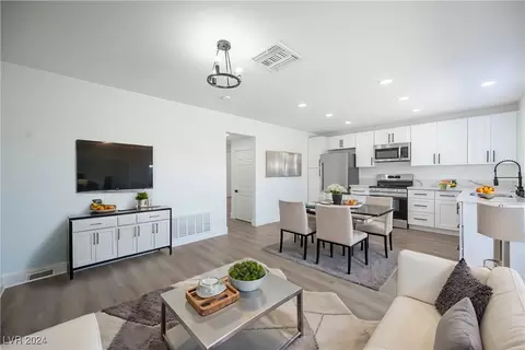 2538 Paradise Village Way #3, Las Vegas, NV 89120
