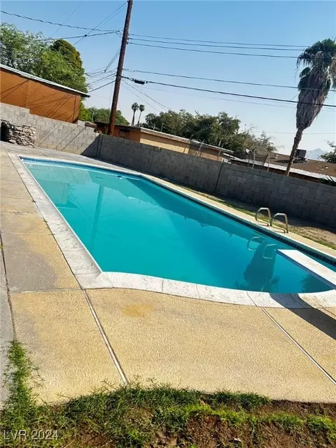3008 Lawndale St, Las Vegas, NV 89121