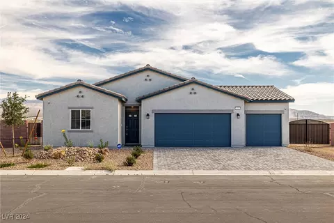 1551 S Pinedale St, Pahrump, NV 89060