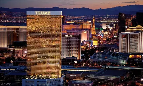 2000 N Fashion Show Dr #4016, Las Vegas, NV 89109
