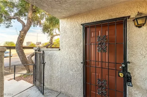 3683 Lucido Dr #22, Las Vegas, NV 89103