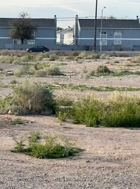 4182 E Lake Mead Blvd, Las Vegas, NV 89115