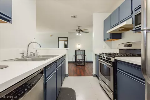 2200 S Fort Apache Rd #2001, Las Vegas, NV 89117