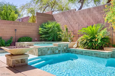 10473 Bolting Cloud Dr, Las Vegas, NV 89178