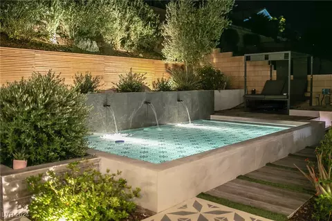 6395 Joshua Peak Ave, Las Vegas, NV 89141