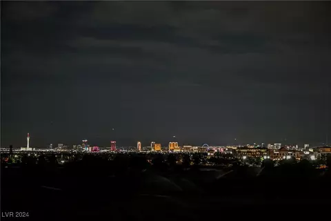 9201 Las Manaitas Ave #401, Las Vegas, NV 89144