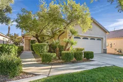 904 Skyforest Dr, Henderson, NV 89011