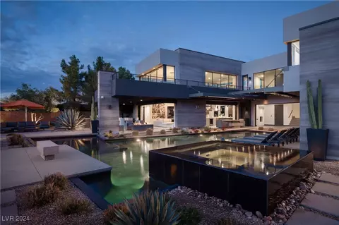 19 Morning Glow Ln, Las Vegas, NV 89135
