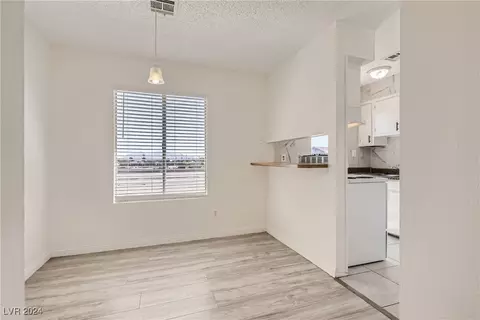 716 Pensacola Ln, Las Vegas, NV 89106
