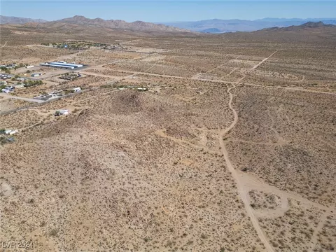 Hobson, Searchlight, NV 89046 photo 13