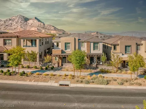 11723 Emerald Lake Ave, Las Vegas, NV 89138