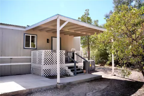 760 Piltz Rd, Pahrump, NV 89060