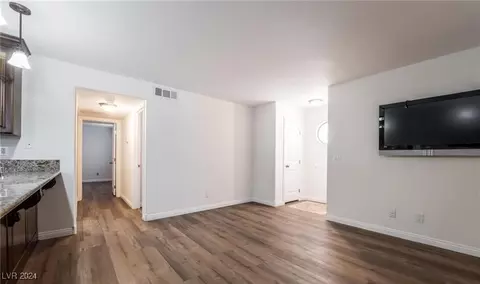 2979 Juniper Hills Blvd #103, Las Vegas, NV 89142