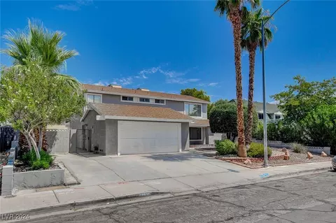 2432 Golden Arrow Dr, Las Vegas, NV 89121