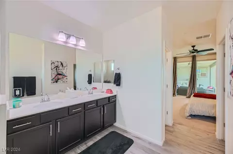 980 E Sunset Rd, Henderson, NV 89011 photo 15