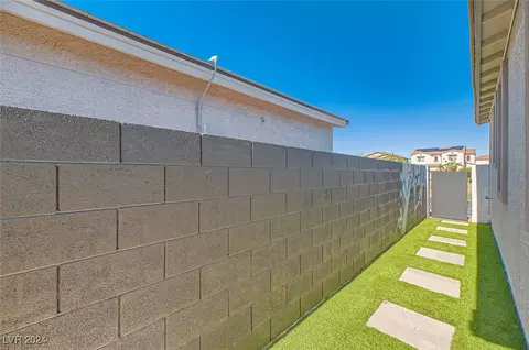 980 E Sunset Rd, Henderson, NV 89011 photo 23