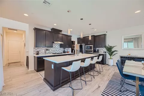 980 E Sunset Rd, Henderson, NV 89011 photo 8