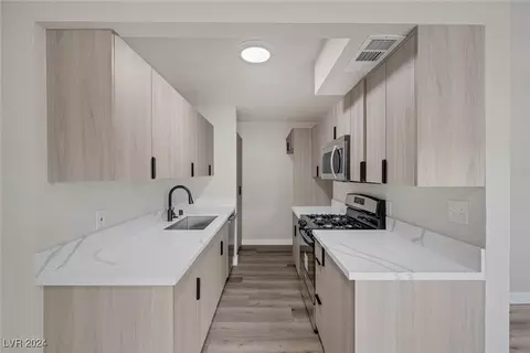 3539 Villa Knolls South Dr #0, Las Vegas, NV 89120