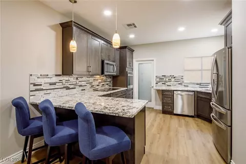 484 Fallwood Ln #-, Las Vegas, NV 89107